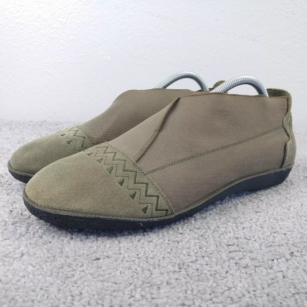 Sundance Blooms Shoes Womens 39 EUComfort Slip On Loafers Stretch Suede Green
